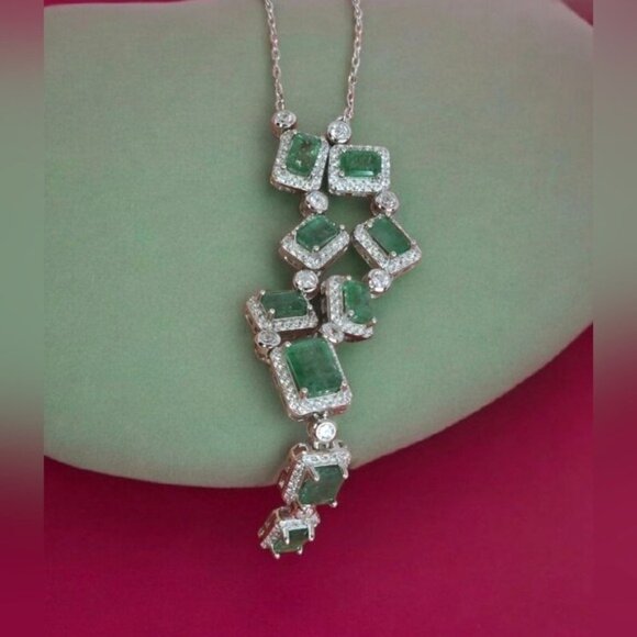 925 Sterling Silver Necklace 18" with Natural Emerald Gem & Cz - Picture 6 of 9